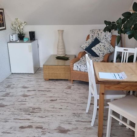 קלן Gemuetliche Zimmer Im Einfamilienhaus מראה חיצוני תמונה