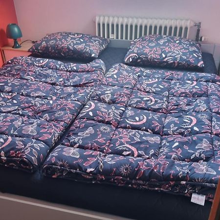 קלן Gemuetliche Zimmer Im Einfamilienhaus מראה חיצוני תמונה