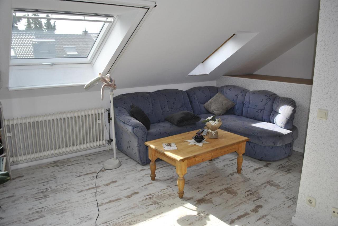 קלן Gemuetliche Zimmer Im Einfamilienhaus מראה חיצוני תמונה