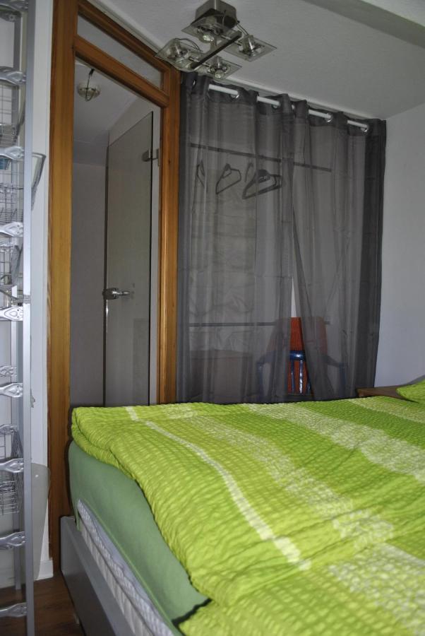 קלן Gemuetliche Zimmer Im Einfamilienhaus מראה חיצוני תמונה